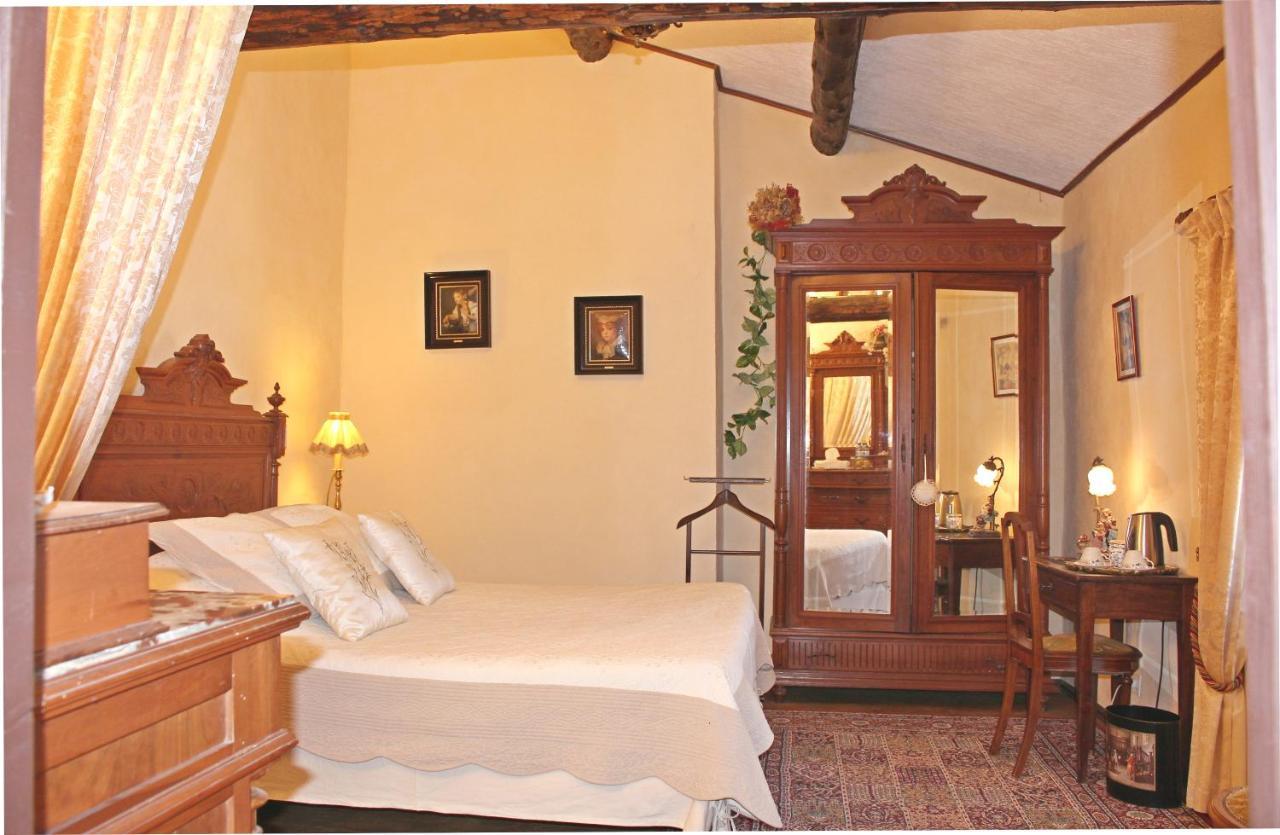 Demeure Cevenole Les Rameaux Bed and Breakfast Brissac Eksteriør billede